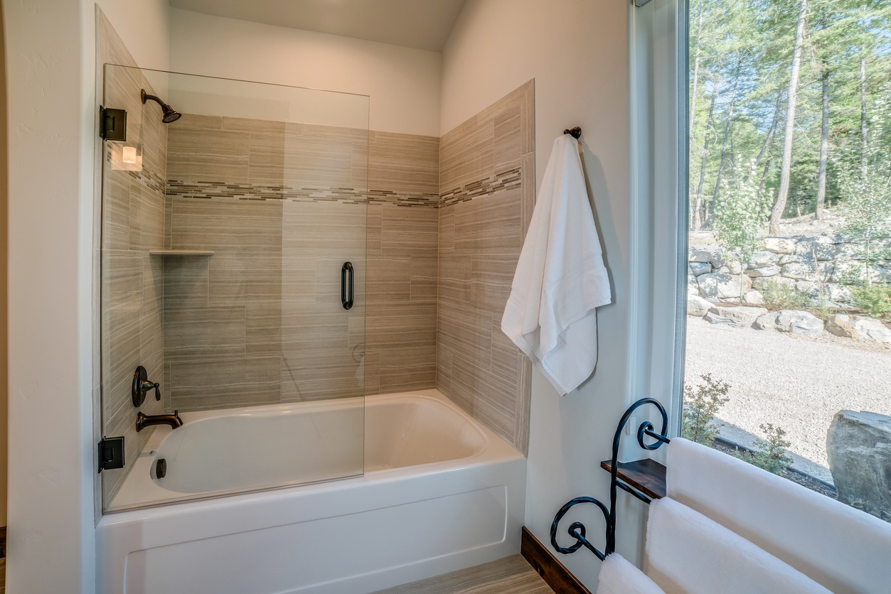 Shower & Tub Installation in Cottleville